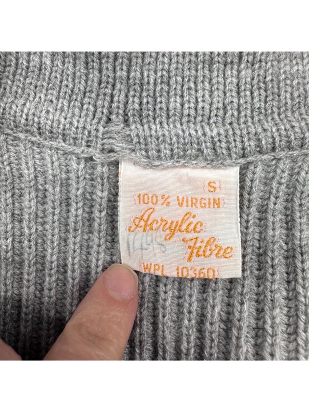 Vintage Gray Cardigan Sweater Belt Small Acrylic 1970s Ribbed Long Sleeve - Picture 4 of 6